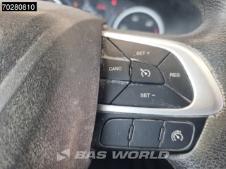 Iveco Daily Iveco Daily 35C14 Kipper met Kist Dubbel Cabine Dubbellucht 3,5t Trekhaak Airco Cruise Tipper Benne Kieper Airco Dubbel cabine Trekhaak Cruise control - afbeelding nr 18
