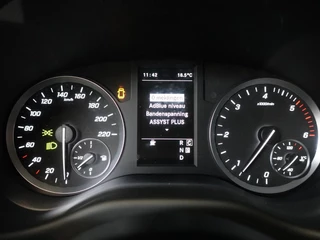 Mercedes-Benz Vito Mercedes-Benz Vito 114 CDI Lang Automaat Apple Carplay Camera Trekhaak Cruise control Airco Bluetooth - afbeelding nr 26