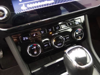 Škoda Superb AUTOMAAT / STOELVERW / XENON / CARPLAY / NAVI / CLIMA / PDC / BLUETOOTH / CRUISE / NL-AUTO - afbeelding nr 26