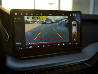 Škoda Octavia Škoda Octavia Combi 1.5 TSI MHEV Business Edition Plus | Matrix LED | Chrome pakket | Stoel-, Stuur- & voorruitverwarming | Navi 13inch | Elektr.trekhaak | El. achterklep m.sensor | ACC | - afbeelding nr 18