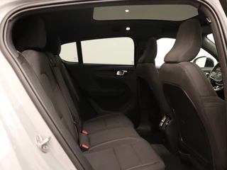 Volvo C40 Volvo C40 SINGLE MOTOR CORE PANORAMADAK 20INCH CAMERA EXTERIOR STYLING - afbeelding nr 31