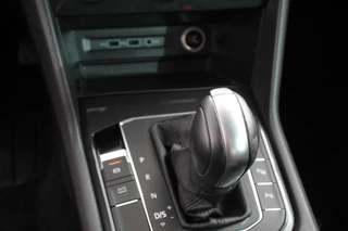 Volkswagen Tiguan Volkswagen Tiguan 1.5 TSI 150pk DSG Comfortline Volkswagen Tiguan 1.5 TSI 150pk DSG ACT Comfortline | Navigatie | Apple Carplay/Android Auto | Climate Control | Electrische achterklep | Digitale Cockpit - afbeelding nr 16