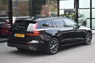 Volvo V60 Volvo V60 B3 163pk Momentum Advantage | Park Assist | Navigation Tech - afbeelding nr 2