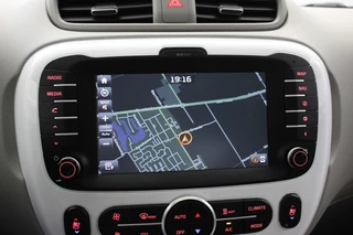 Kia e-Soul Kia e-Soul ExecutivePlusLine 27 kWh - Carplay, Camera, Panorama, Stoelverw. - afbeelding nr 17