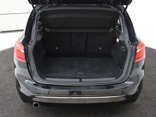 BMW 2 Serie BMW 2-serie Active Tourer 218i High Executive | Leder | Stoelverwarming |  Navigatie | Parkeerhulp | Full LED | Climate control | Cruise control | Bluetooth - afbeelding nr 12