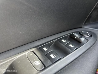 Citroën C4 Citroen C4 1.2 PureTech Feel Collection AIRCO NAVI NIEUWE APK - afbeelding nr 27