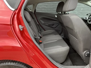 Ford Fiesta Ford Fiesta 1.0 EcoBoost Titanium X 101 pk | dealer onderhouden | climate control | trekhaak | camera | cruise control - afbeelding nr 17