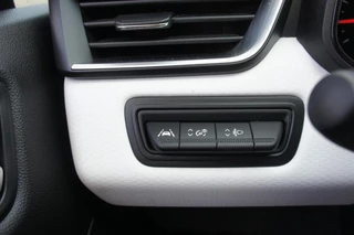 Renault Clio Renault Clio 1.0 TCe 90 Techno CarPlay|Camera|Cruise|Navi| - afbeelding nr 6