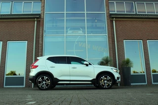 Volvo XC40 ➡️ Volvo XC40 1.5 T5 Recharge Inscription 262 pk | 1e eigenaar | 19 inch | Camera | Dakraam | LED | DAB | Trekhaak | Voorruit verwarming | Telefoon lader | NL auto | inc BTW | - afbeelding nr 6