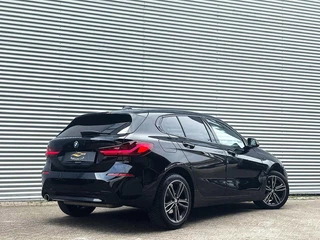 BMW 1 Serie BMW 1-serie 118i Sport Line/Aut/Navi/Xenon/Carplay/Sportstoelen/Stoelverwarming/CRUISE - afbeelding nr 4