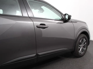 Peugeot 2008 Peugeot 2008 1.2 PureTech Active Pack | Navigatie | Airco | Cruise Control | Led | Parkeer sensoren - afbeelding nr 29