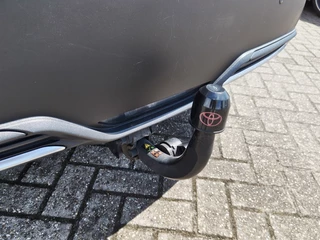 Toyota C-HR Toyota C-HR 2.0 Hybrid GR-Sport | Trekhaak | JBL | Navi | Sensoren | - afbeelding nr 8