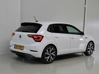 Volkswagen Polo Volkswagen Polo 1.0 TSI 110pk DSG R-Line | Acc | Lane | Camera - afbeelding nr 2