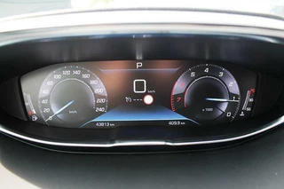 Peugeot 3008 Peugeot 3008 1.2 PureTech Allure | Automaat | Clima | Camera | Cruise - afbeelding nr 27