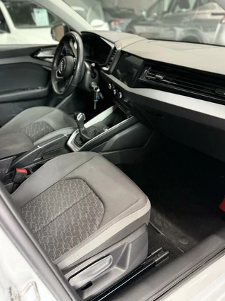 Audi A1 Sportback Audi A1 Sportback 30 TFSI Pro Line S - afbeelding nr 10