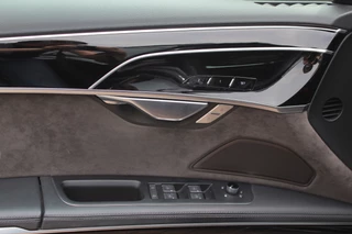 Audi A8 Audi A8 60 TFSI e quattro Pro Line Plus 476pk NL Auto! / Panoramadak / 360Camera / Head-up / B&O / Luxe Leder / Softclose / Keyless / Luchtvering / Stoelmassage / Stoelventilatie - afbeelding nr 39