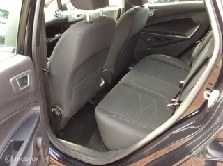 Ford Fiesta Ford Fiesta 1.0 Style Airco 5-Deurs Nav Nap Dealer OH Isofix - afbeelding nr 11