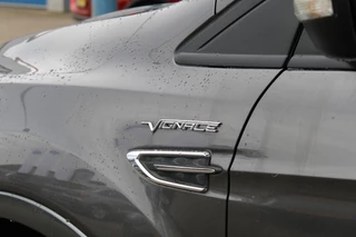 Ford Kuga Ford Kuga 1.5 EcoBoost Vignale | Trekhaak Afneembaar 2000KG | Cruise Control | Navigatie | Climate Control | Lichtmetalen Velgen | - afbeelding nr 41