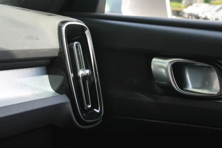 Volvo XC40 Volvo XC40 T2 Essential | Parkeercamera | Stoelverwarming | Leder | Pilot Assist | BLIS | Keyless - afbeelding nr 35