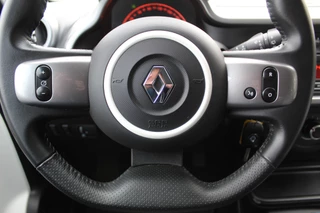 Renault Twingo Airco , Cruise control , LM velgen , LED dagrijverlichting Parkeersensoren achter - afbeelding nr 16