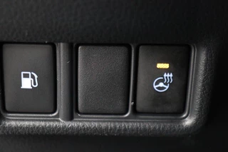 Toyota C-HR Toyota C-HR 1.8 Hybrid Dynamic | Stoel & stuurverwarming |  Adaptive cruise | Camera | Navigatie | Climate control | Keyless - afbeelding nr 14