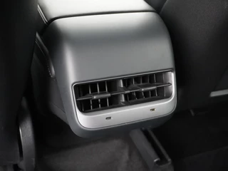 Tesla Model Y Tesla Model Y Performance AWD 75 kWh AUTOPILOT | PANO | TESLA GARANTIE T/M 7-2026 - afbeelding nr 24