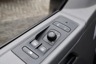 Volkswagen Transporter | 3-Zitter | Marge | BTW & BPM Vrij | Dealer onderhouden | Nieuwe distributieriem - afbeelding nr 18