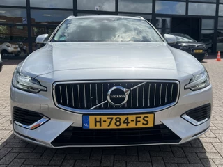 Volvo V60 Navigatie Sportstoelen Stoelverwarming Camera Elek. Bestuurderstoel Leder Trekhaak Dab Carplay NL Auto 1e Eigenaar Plug in Hybride BTW Auto - afbeelding nr 8