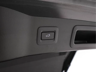 Mazda CX-5 Mazda CX-5 2.0 SkyActiv-G 165 Signature *PANO | LUXURY-LEATHER | BOSE-SOUNDSYSTEM | FULL-LED | ADAPTIVE-CRUISE | MEMORY-PACK |  HEAD-UP | KEYLESS | TOP-VIEW | BLINDSPOT | HEATED/COOLED-COMFORTSEATS | NAVI-FULLMAP | LANE-ASSIST |  . - afbeelding nr 29