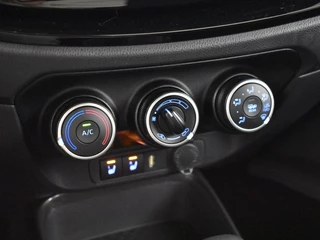 Toyota Aygo Toyota Aygo X 1.0 VVT-i Bi-Tone Automaat | Stoelverwarming - afbeelding nr 19