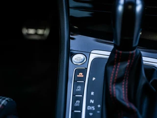 Volkswagen Golf Volkswagen Golf 2.0 TSI GTI Performance|PANO|ACC|19''|CAMERA - afbeelding nr 39