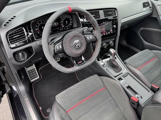 Volkswagen Golf Volkswagen Golf 2.0 TSI GTI Performance Pano Alcantara Virtual - afbeelding nr 16