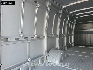 Iveco Daily Iveco Daily 35C18 180PK Automaat Dubbellucht L4H2 ACC Navi Camera L3H2 16m3 Airco - afbeelding nr 7
