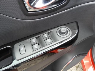 Renault Captur Renault Captur 1.2 TCe Helly Hansen - afbeelding nr 28