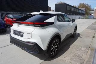 Toyota C-HR |Navi|Carplay|Stoel en stuurverwarming|Camera|PDC V+A|Elektrische a.klep| - afbeelding nr 5