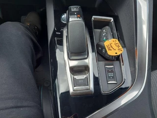 Peugeot 3008 Peugeot 3008 1.6 HYbrid 225 Blue Lease Allure - afbeelding nr 15