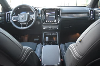 Volvo EX40 Volvo EX40 Extended Ultra Black Edition 252pk/82kWh | HEICO Verlaagd | Trek - afbeelding nr 14