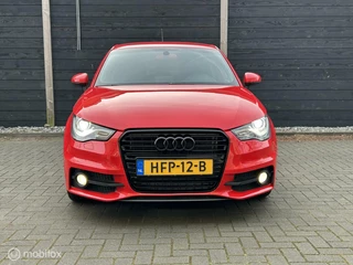 Audi A1 Sportback Audi A1 Sportback 1.2 TFSI S-Line Red Ribbon / S1 bumpers / 45.154 KM 1e eigenaar - afbeelding nr 7