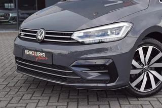 Volkswagen Touran Volkswagen Touran 1.5 TSI DSG R-Line / 7Pers./Panodak /trekhaak wegkl./ACC/Side-as - afbeelding nr 28