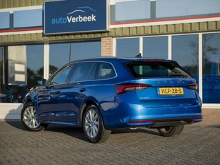 Škoda Octavia | Matrix LED | Lodge Interieur | Chrome pakket | Stoel-, Stuur- & voorruitverwarming | Navi 13inch | Wireless App-connect | El. achterklep m.sensor | ACC | Winterpakket - afbeelding nr 7