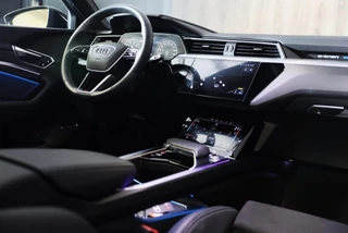 Audi e-tron Audi E-tron Sportback 55 Quattro S Line 95 kWh / Acc / Lane Assist / Elek Stoelen / 360 Camera / Sfeerverlichting / Open Panorama - afbeelding nr 6