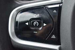 Volvo V60 Volvo V60 2.0 T5 Momentum | Leder | ACC | 18