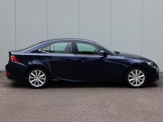 Lexus IS Lexus IS 300h 25th Edition | Vol Leder | Stoelverwarming | Parkeersensor - afbeelding nr 6