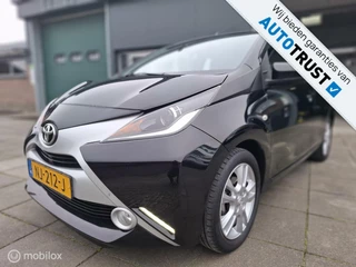 Toyota Aygo Toyota Aygo 1.0 VVT-i x-now/clima/navi/NAP - afbeelding nr 3