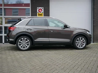 Volkswagen T-Roc Volkswagen T-Roc 1.5 TSI Sport Business R Navi+BT| ACC| CAMERA - afbeelding nr 30