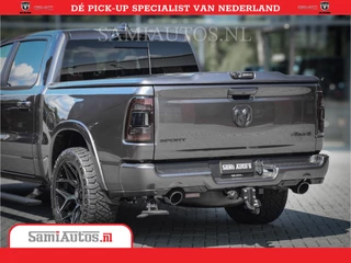 Dodge Ram 1500 Dodge Ram 1500 Laramie Night 5,7 V8 402PK | Krachtige Hemi | Zeer Rijk Uitgevoerd | Comfortabele Dubbele Cabine met Royale 5 Zitplaatsen | BPM vrij | Nu Leverbaar uit Voorraad | Voorraad Nr 2371 - 2297 - afbeelding nr 9