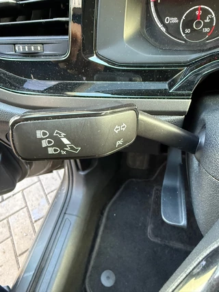 Volkswagen Polo Volkswagen Polo 1.0 TSI Comfortline Business - afbeelding nr 37