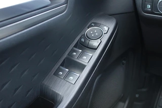 Ford Kuga Ford Kuga 2.5 PHEV Titanium X | Panoramadak | Adaptive cruise control | Winter Pack | Elektrische achterklep | Half leder | Bang&Olufsen - afbeelding nr 19