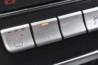 Mercedes-Benz A-Klasse Mercedes-Benz A-klasse AMG 45 4MATIC Dynamic Pakket Race H&K Memory Magno 19