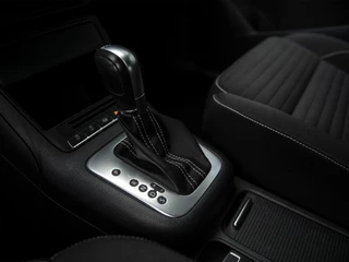 Volkswagen Tiguan Volkswagen Tiguan 1.4TSi DSG6 Cup Sport&Style | Trekhaak 1.800kg. | 2e eigenaar | Climate Control | Stoelverwarming | Parkeer pakket | Winter-pakket | Koplampsproeiers | Multifunctioneel lederen stuurwiel - afbeelding nr 46